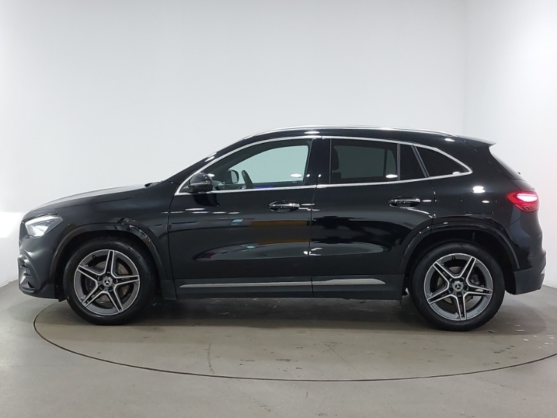 Mercedes-Benz GLA Class Gla 200 Amg Line Executive Black #4