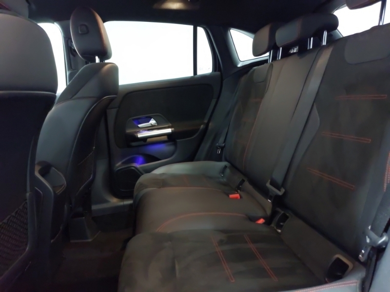 Mercedes-Benz GLA Class Gla 200 Amg Line Executive Black #6