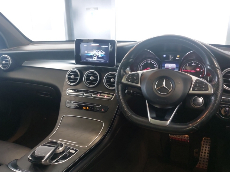 Mercedes-Benz GLC Class Glc 250D 4Matic Amg Line Premium 9G-tronic Black #4