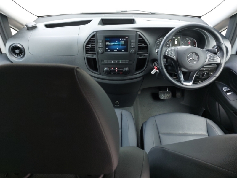 Mercedes-Benz Vito 114 Cdi Pro 9-Seater 9G-tronic White #3