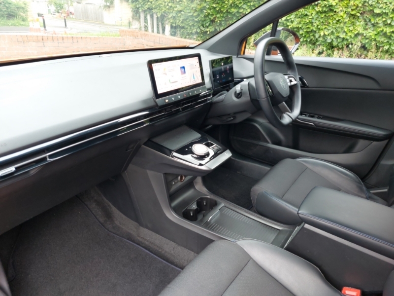 MG MG4 150Kw Trophy Ev Long Range 64Kwh Orange #4