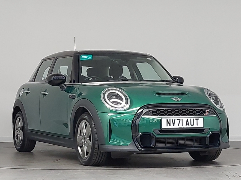 Mini Hatch 2.0 Cooper S Classic Comfortnav Pack Green