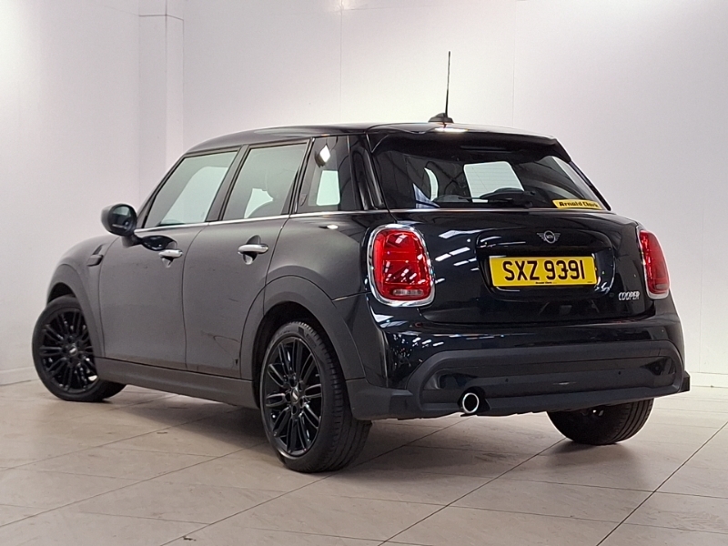 Mini Hatch 1.5 Cooper Exclusive Premium SXZ9391 Black #2