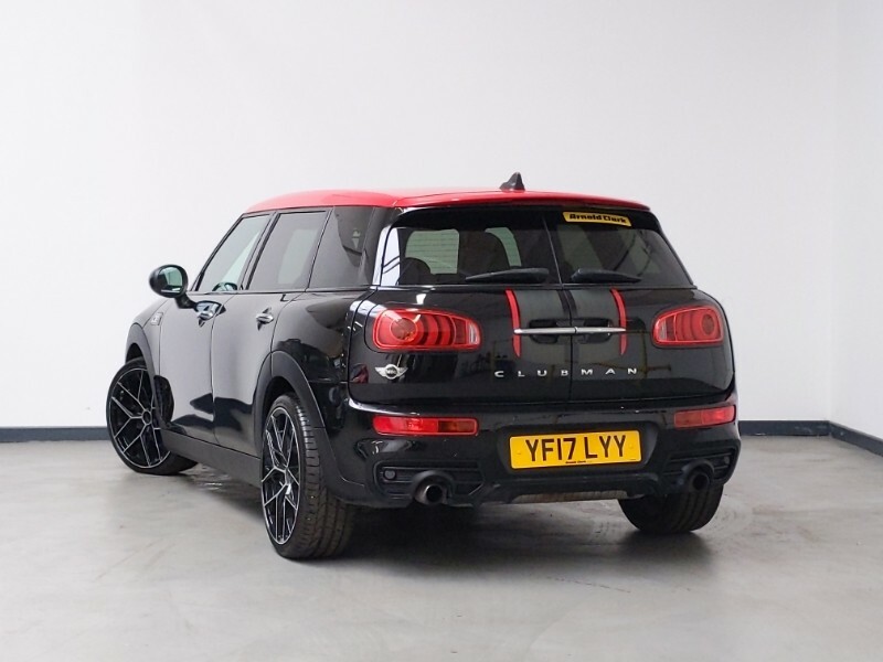 Mini Clubman 2.0 Cooper S 6Dr Black #2