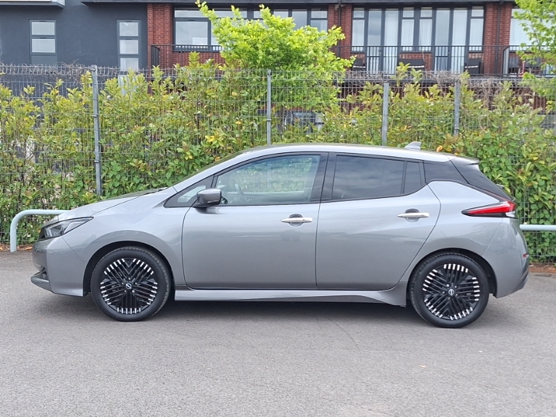 Nissan Leaf 110Kw N-connecta 39Kwh Grey #4