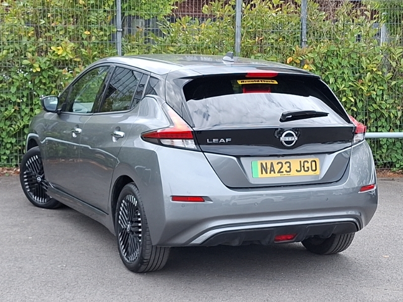 Nissan Leaf 110Kw N-connecta 39Kwh Grey #2