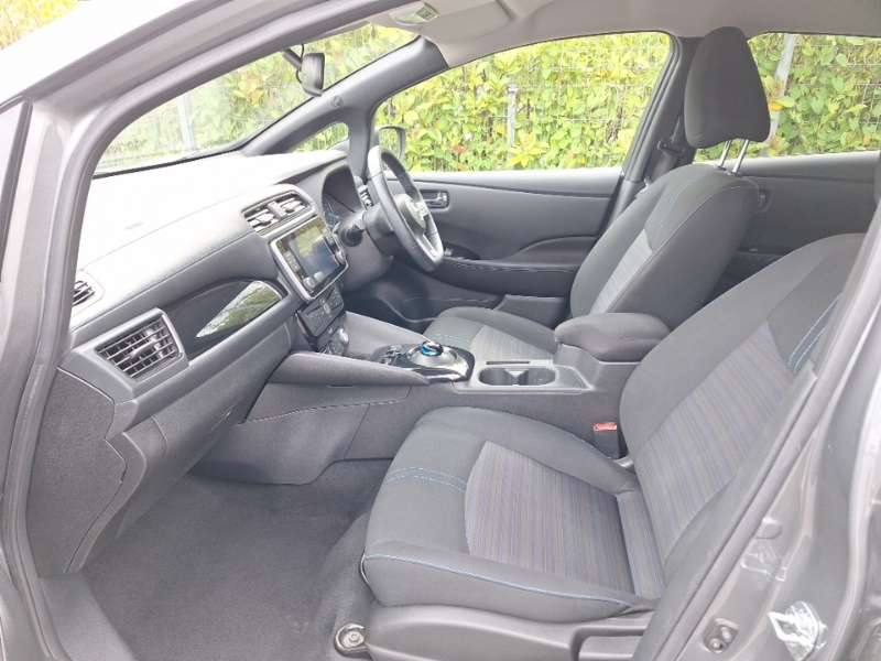 Nissan Leaf 110Kw N-connecta 39Kwh Grey #5