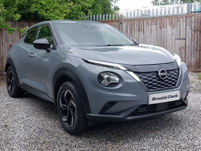 Nissan Juke 1.6 Hybrid N-connecta Grey