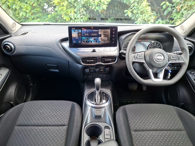 Nissan Juke 1.0 Dig-t Acenta Premium Dct White #3