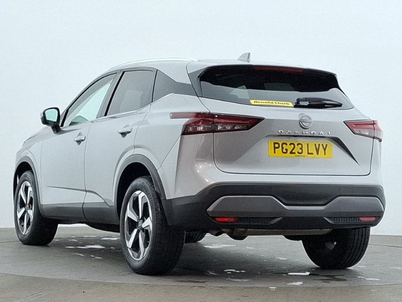 Nissan Qashqai 1.3 Dig-t Mh N-connecta Glass Roof Silver #2