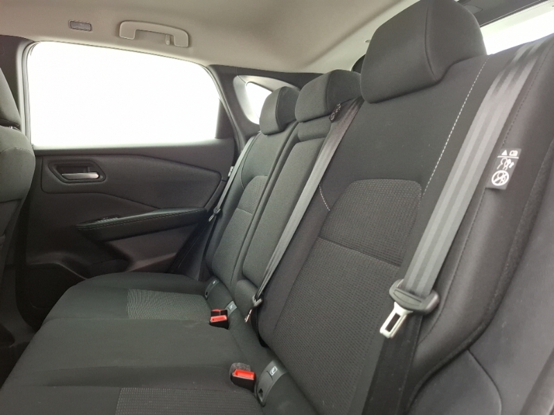 Nissan Qashqai 1.3 Dig-t Mh Acenta Premium Grey #6