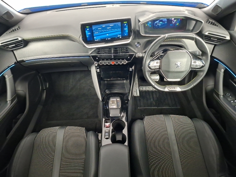 Peugeot e-2008 100Kw Gt 50Kwh Blue #3