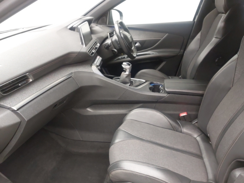 Peugeot 3008 1.5 Bluehdi Gt Line Black #5