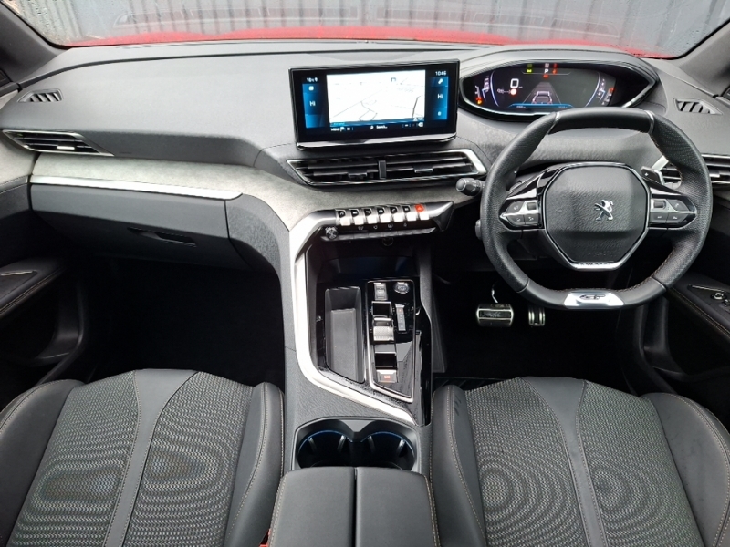 Peugeot 3008 1.2 Puretech Gt Eat8 Red #3