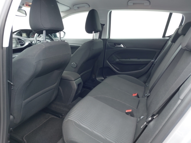 Peugeot 308 1.6 Bluehdi 120 Active WN66KSU Silver #6