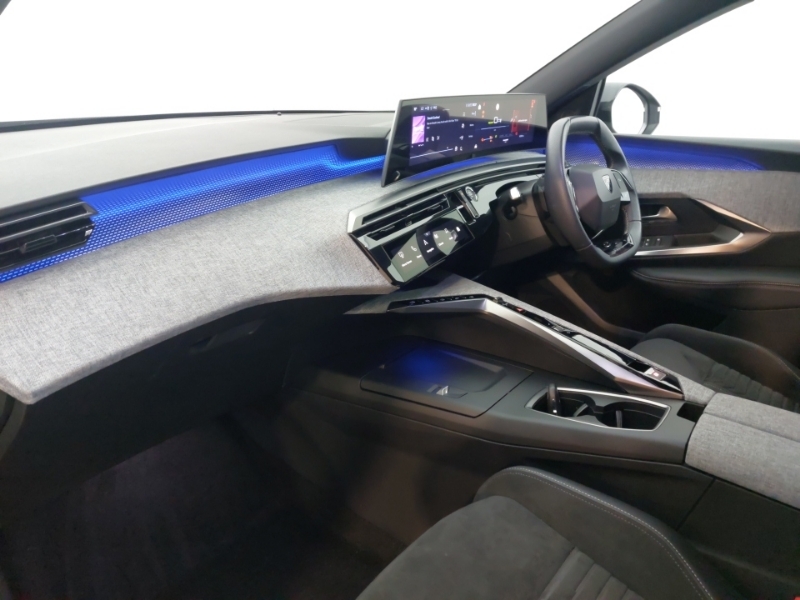 Peugeot 5008 157Kw Gt 73Kwh Grey #5