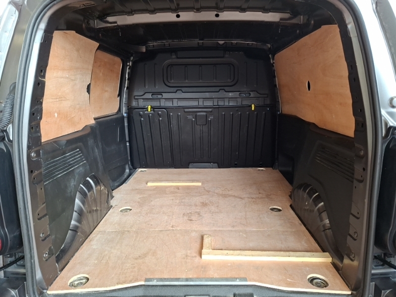 Peugeot Partner Mpv Silver #18