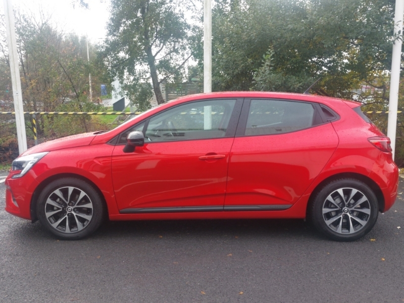 Renault Clio 1.6 E-tech Full Hybrid 145 Evolution Red #4