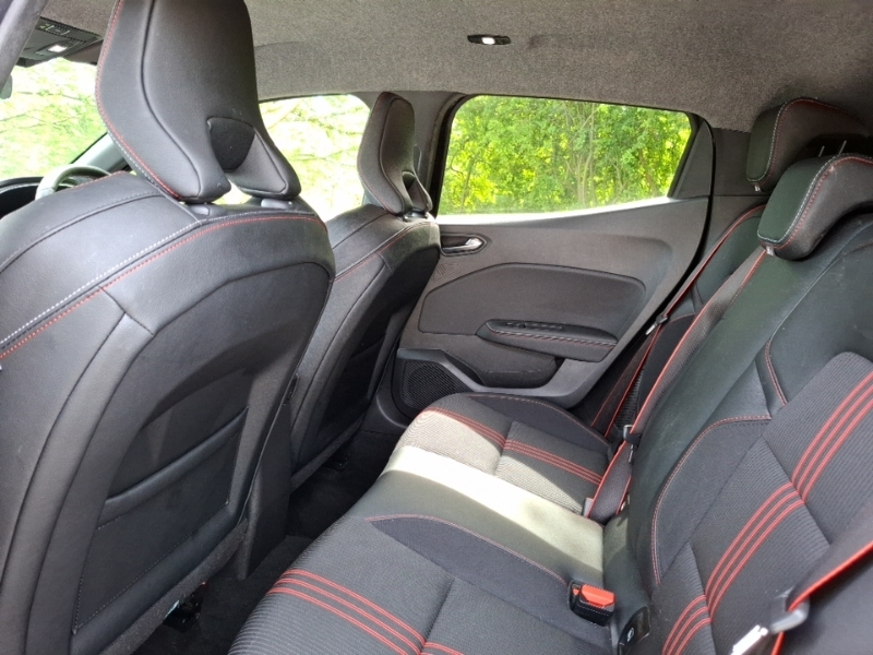 Renault Clio 1.6 E-tech Full Hybrid 145 Rs Line Black #6