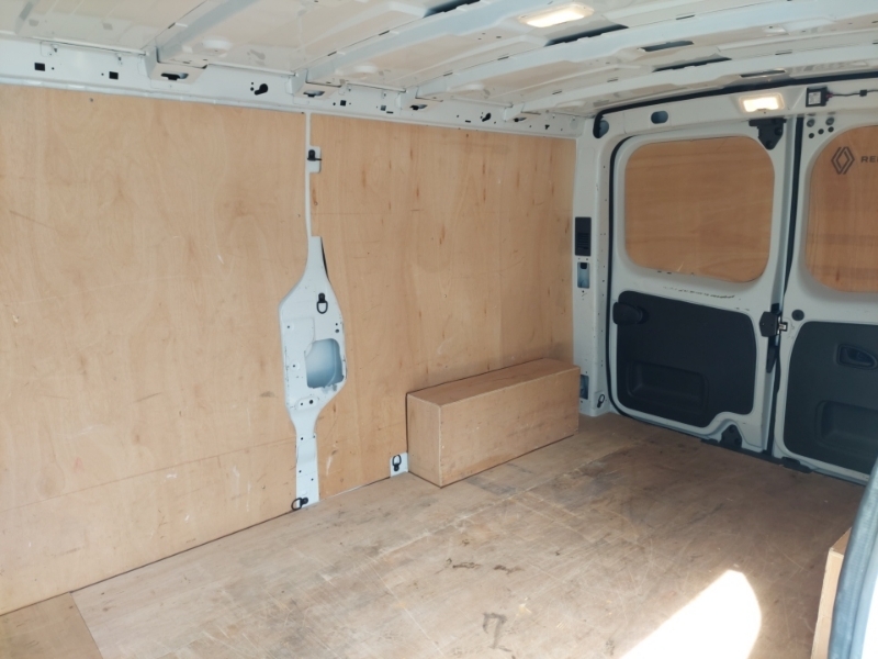 Renault Trafic Ll30 Blue Dci 130 Advance Safety Van White #6