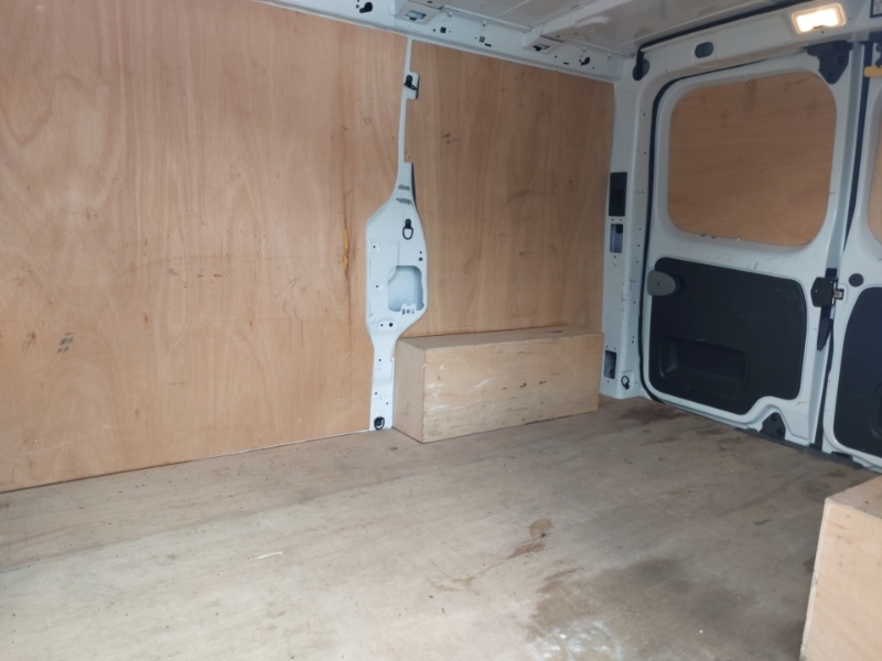 Renault Trafic Sl30 Blue Dci 130 Advance Safety Van White #6