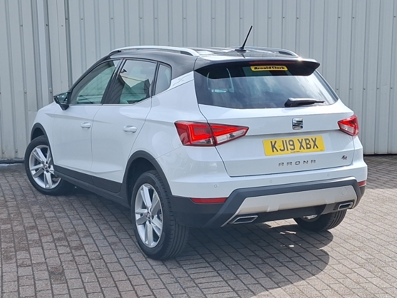 Seat Arona 1.6 Tdi 115 Fr White #2