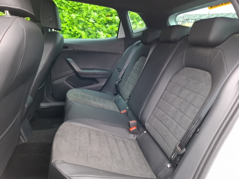 Seat Ibiza 1.0 Tsi 110 Xcellence FN73MPZ White #6