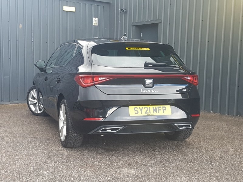 Seat Leon 1.5 Etsi 150 Fr Dsg Black #2