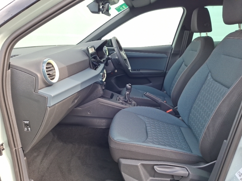 Seat Arona 1.0 Tsi Se Technology Grey #5