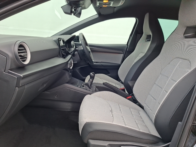 Seat Ibiza 1.0 Tsi 115 Fr Sport Black #5