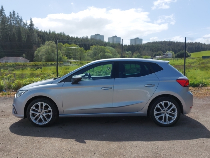 Seat Ibiza 1.0 Tsi 110 Xcellence Dsg Silver #4