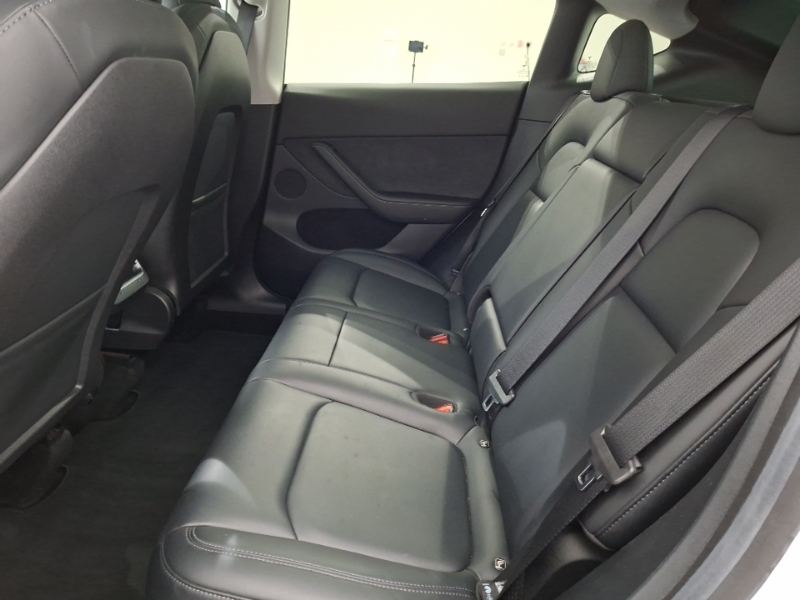 Tesla Model Y Long Range Awd White #6