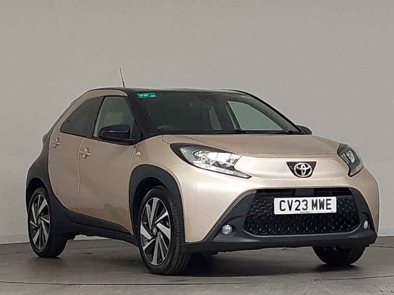 Toyota Aygo X 1.0 Vvt-i Edge Beige