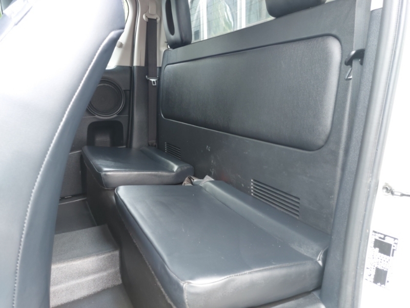 Toyota HILUX Active Extra Cab Pick Up 2.4 D-4d White #6