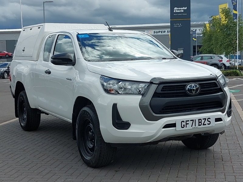 Toyota HILUX Active Extra Cab Pick Up 2.4 D-4d White