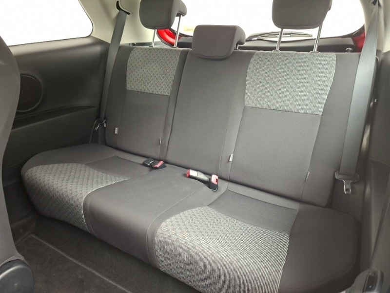 Toyota Yaris 1.0 Vvt-i Icon Red #6
