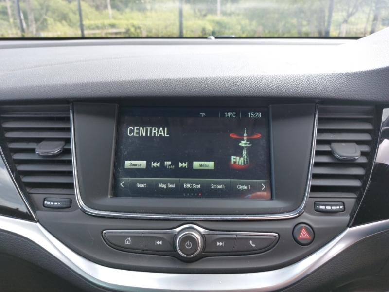 Vauxhall Astra 1.2 Turbo 145 Griffin Edition Red #10