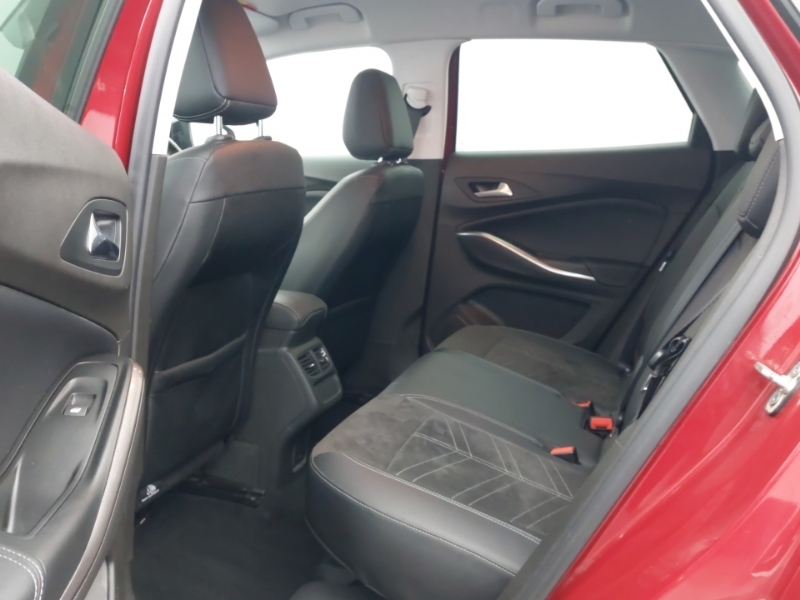 Vauxhall Grandland 1.2 Turbo Ultimate Red #6