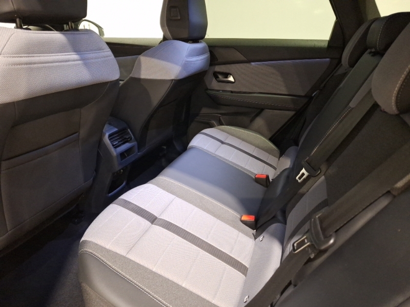 Vauxhall Grandland 1.2 Hybrid 136 Ultimate E-dct6 Pan Roof White #6