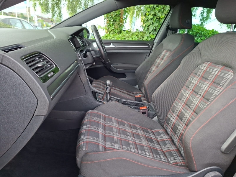 Volkswagen Golf 2.0 Tsi Gti Grey #5