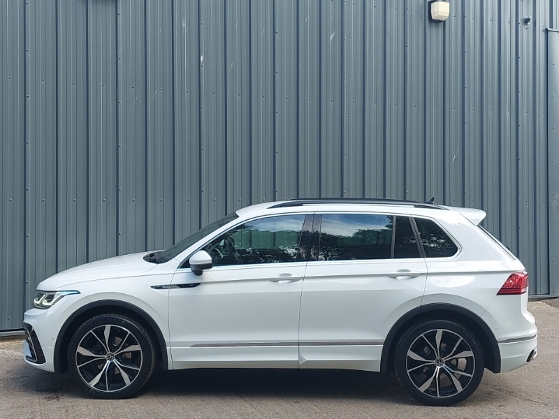 Volkswagen Tiguan 1.5 Tsi 150 R-line Dsg White #4