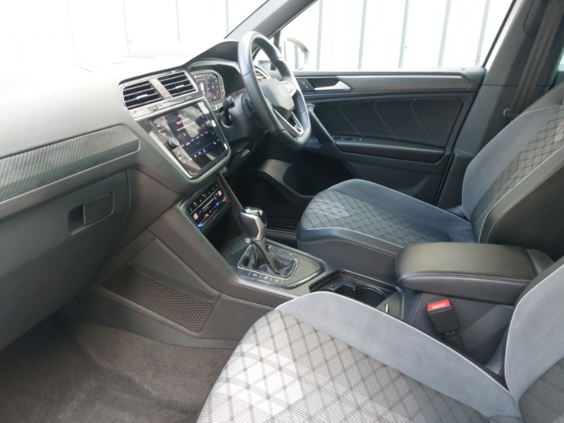 Volkswagen Tiguan 1.5 Tsi 150 R-line Dsg White #5