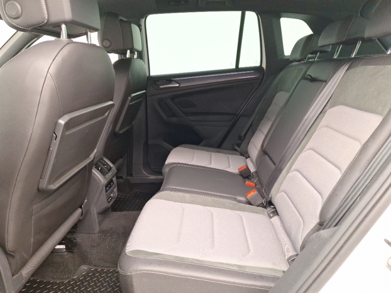 Volkswagen Tiguan 2.0 Tsi 190 4Motion R-line Tech Dsg White #6