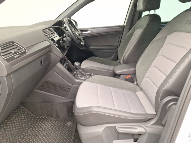 Volkswagen Tiguan 2.0 Tsi 190 4Motion R-line Tech Dsg White #5