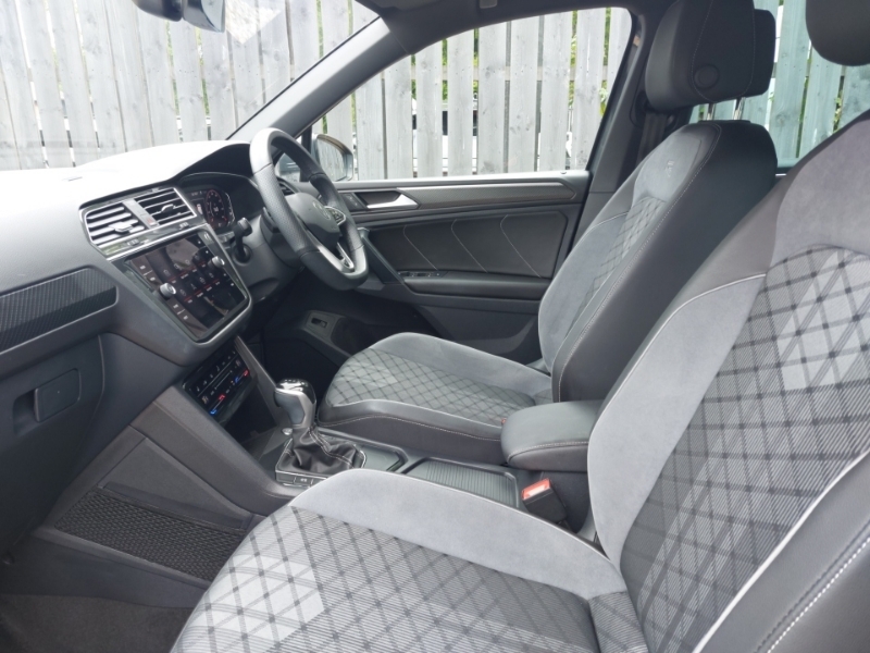 Volkswagen Tiguan 1.5 Tsi 150 R-line Edition Dsg Grey #5