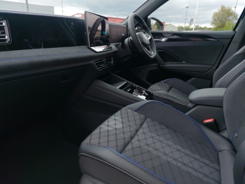 Volkswagen Tiguan 2.0 Tdi R-line Dsg Black #5