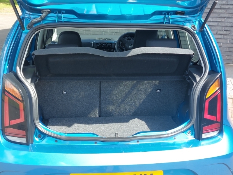 Volkswagen Up 1.0 Move Up 60 Bhp White #18