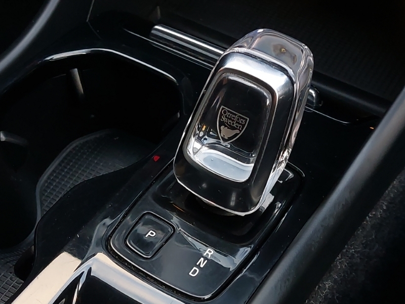 Volvo XC40 2L Momentum Black #15