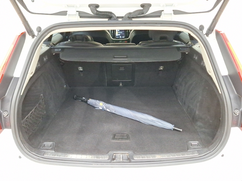 Volvo V60 2.0 B3p R Design Grey #18