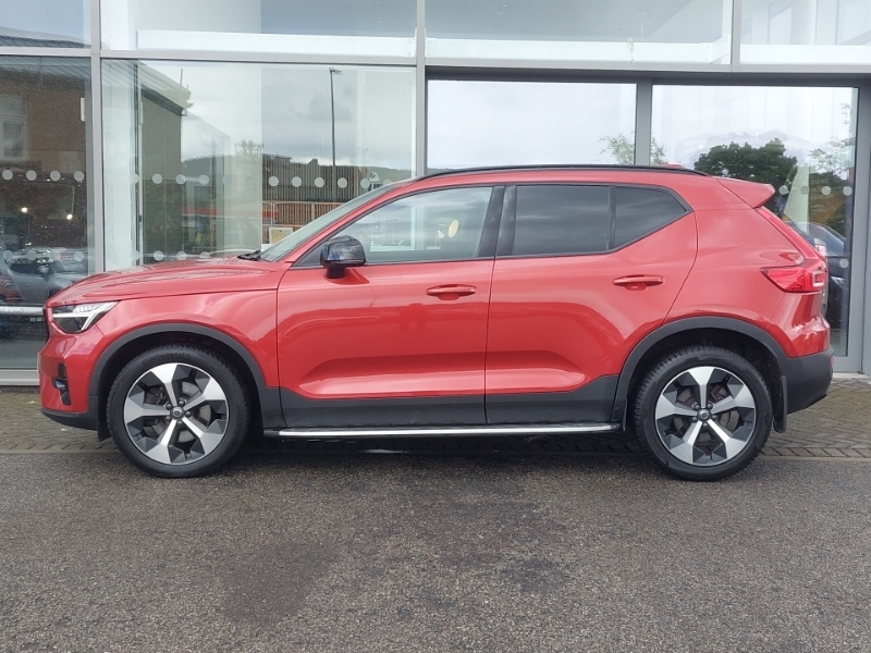 Volvo XC40 2.0 B4p Plus Dark Awd Red #4